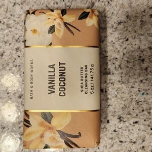 Bath and body works vanilla coconut body bar
